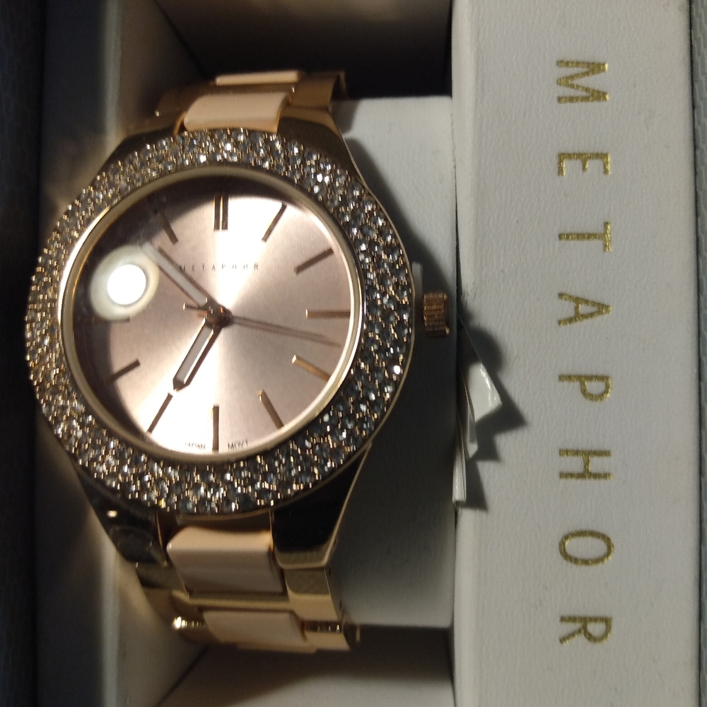 Watch - Picture 2 of 3